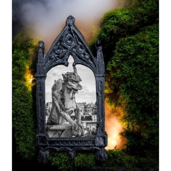 Horned Gargoyle Magnet Notre Dame Cathedral Stone Sculpture Artwork Paris France - Picture 3 of 3